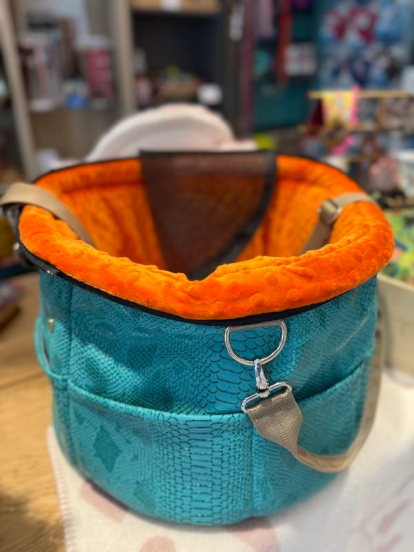 Isarhund Herzstück Kroko