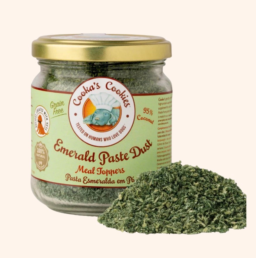 Nahrungsergänzungsmittel aus Kokosnuss und Spirulina für Hunde 