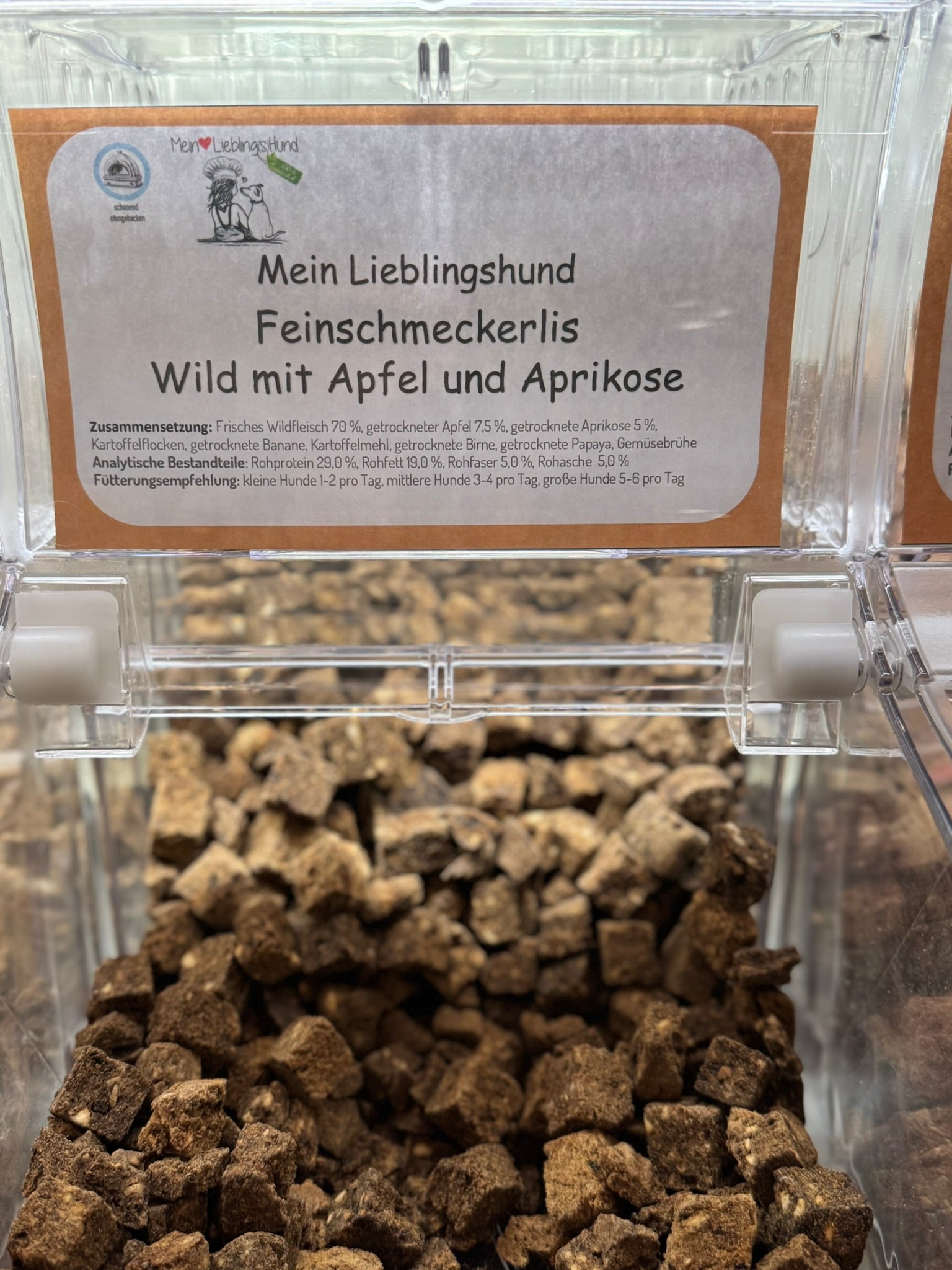 Feinschmeckerlis Wild mit Apfel und Aprikose Hundeleckerlis in Selbstbedienungsbox