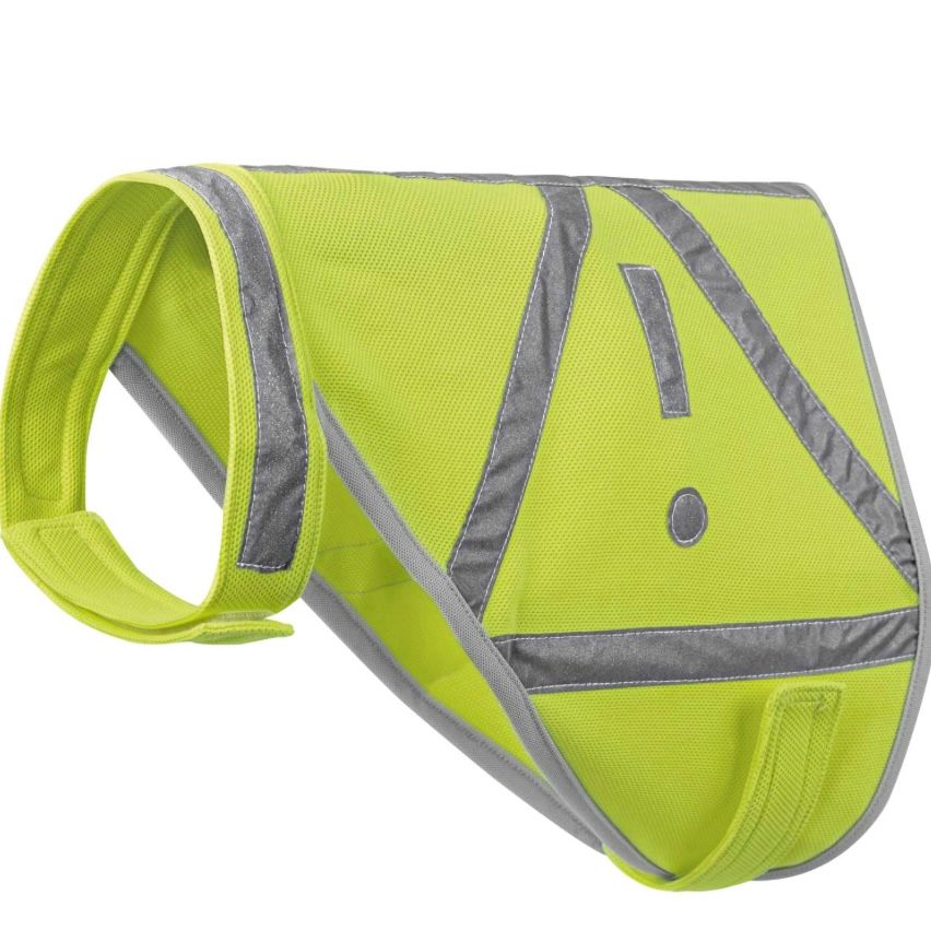 Neongelbe reflektierende Sicherheitsweste für Hunde als freigestelltes Produktfoto.
