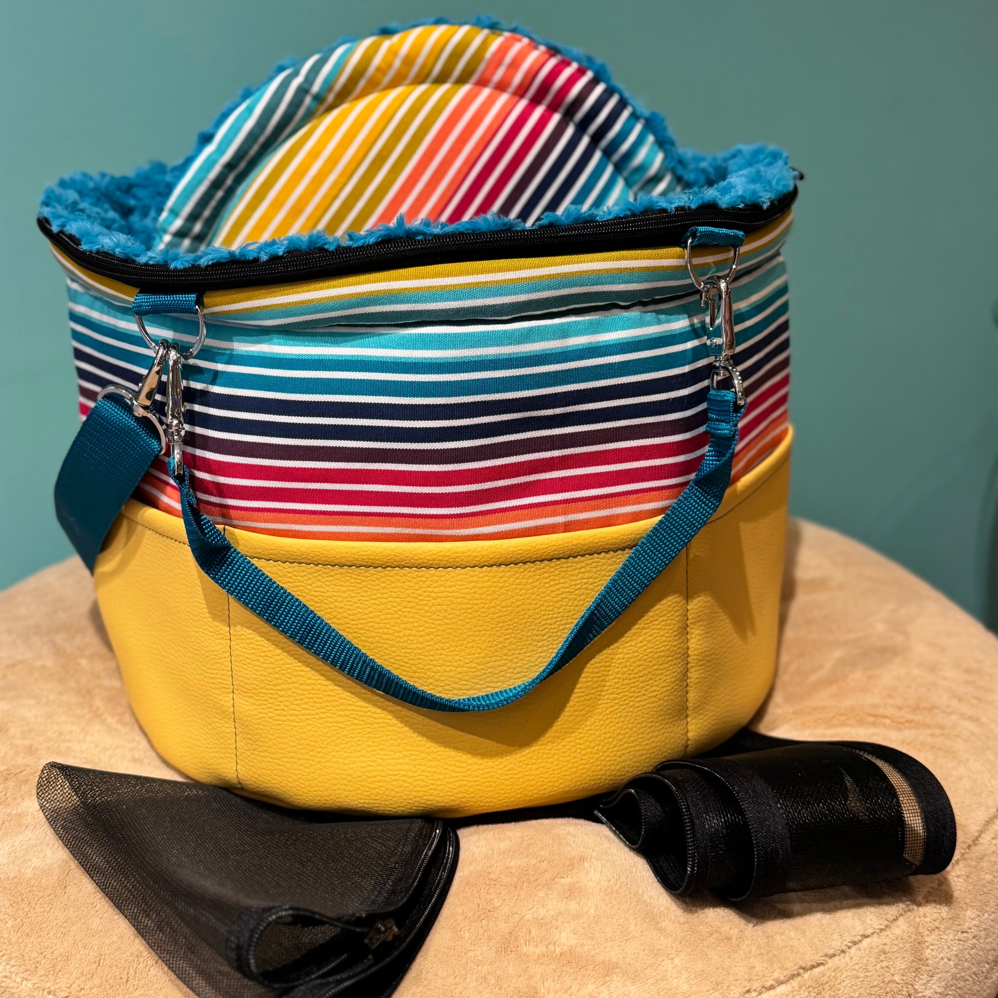 Isarhund  Herzstück Gelb