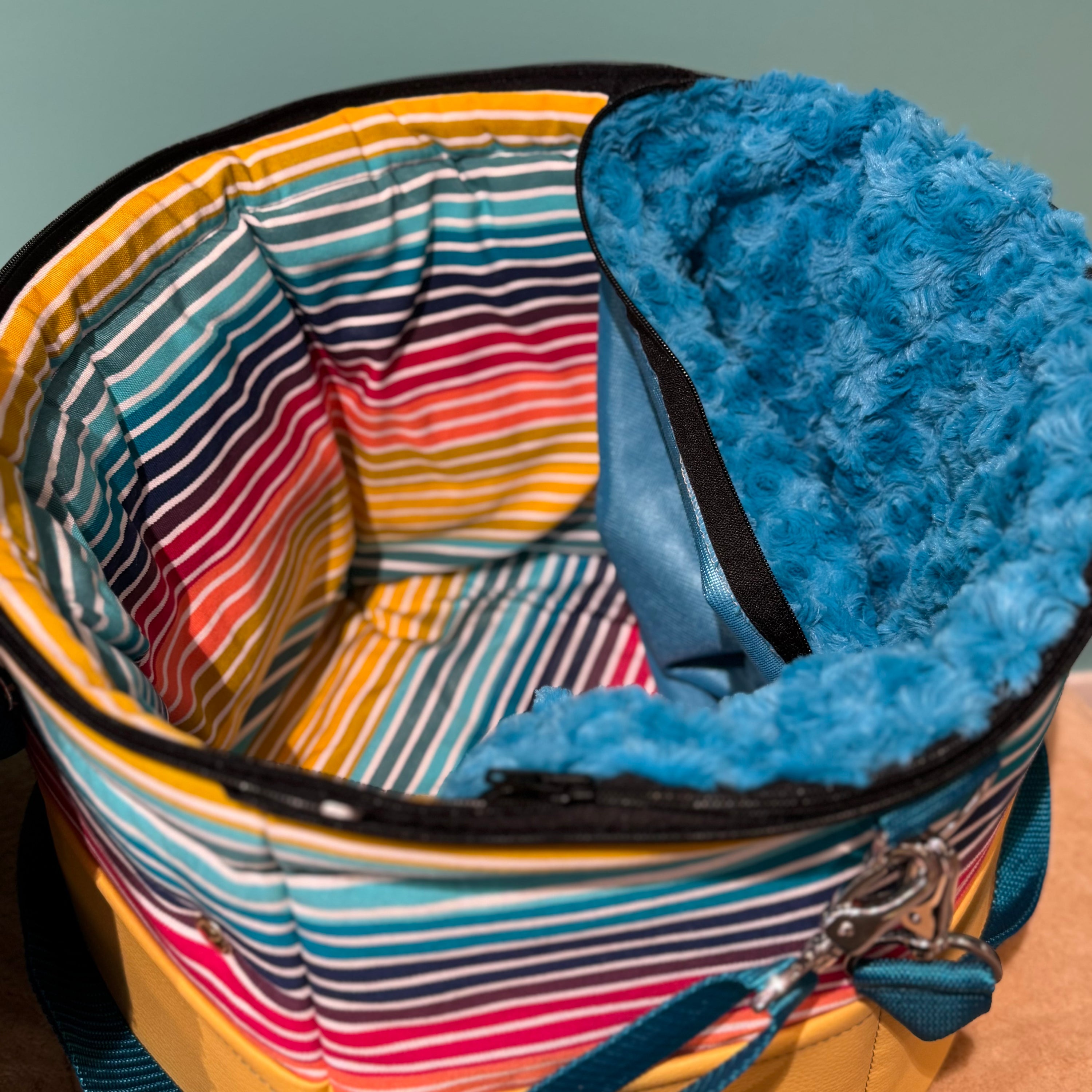 Isarhund  Herzstück Gelb