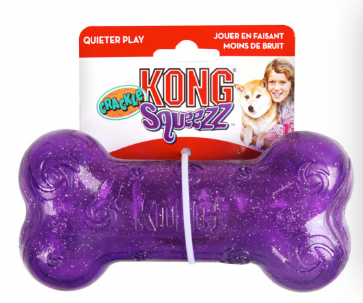KONG Squeezz Crackle Bone Hundespielzeug in Lila mit Glitzer, langlebiger Knochen mit Knisterfunktion für spielaktive Hunde