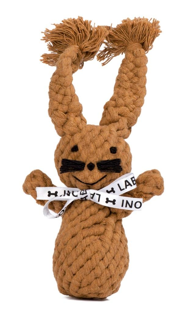 LABONI Heinrich Hase – handgefertigtes Tau-Hundespielzeug in Hasenform aus robuster Baumwolle, braun, ideal zum Kauen, Zerren und Spielen