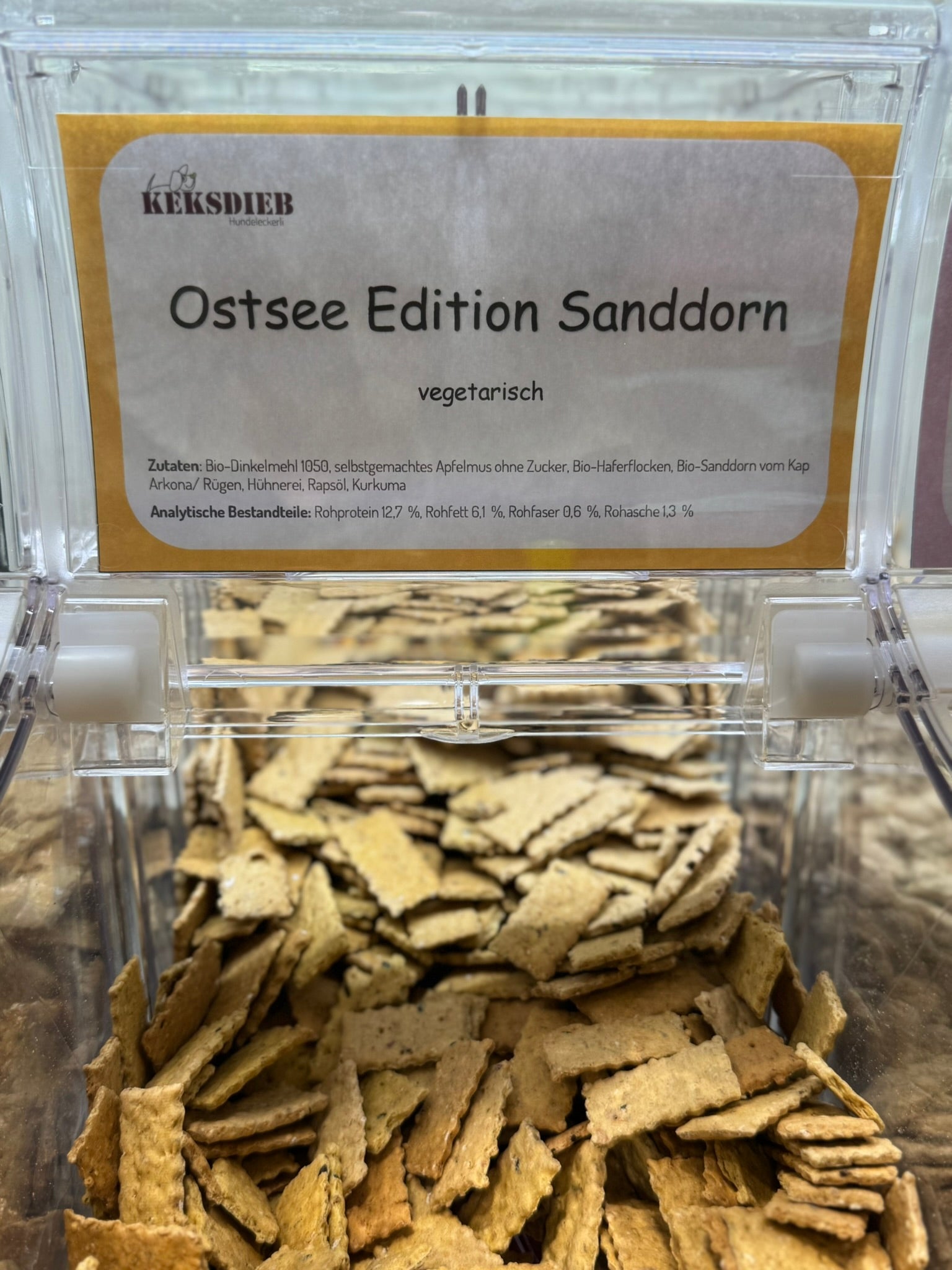 Ostsee Edition Sanddorn Hundeleckerlis  in Selbstbedienungsbox 