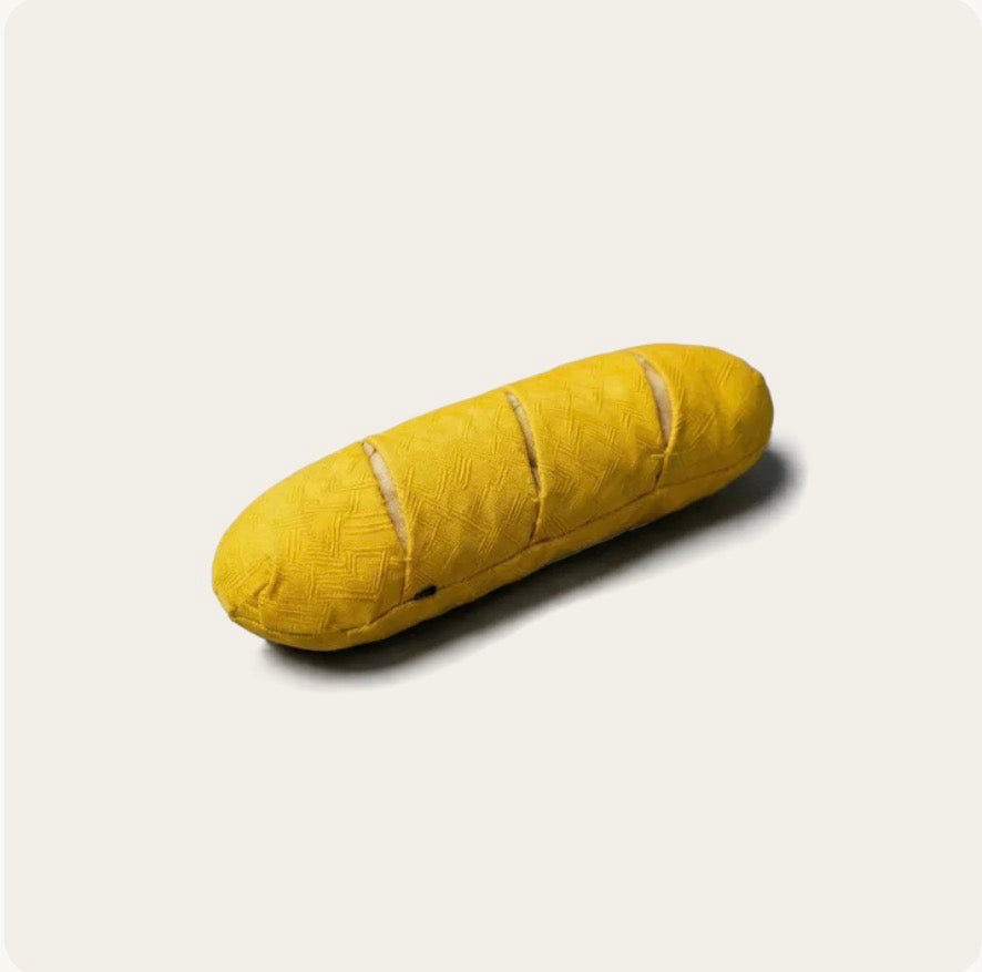 „Redoggo Baguette klein - Hundespielzeug in Baguetteform für kleine Hunde