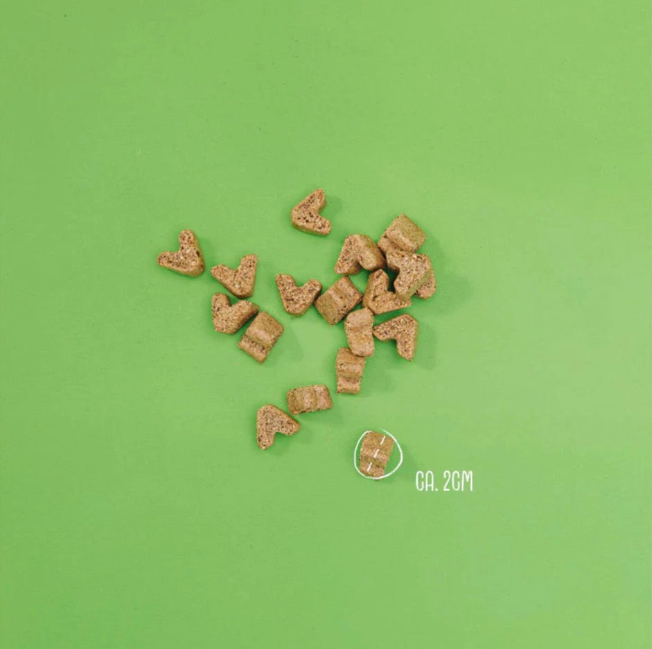 Vegdog Veggies Skincare Trainingssnack für Hunde, vegane Haut - und Fellpflege in nachhaltiger Größe 